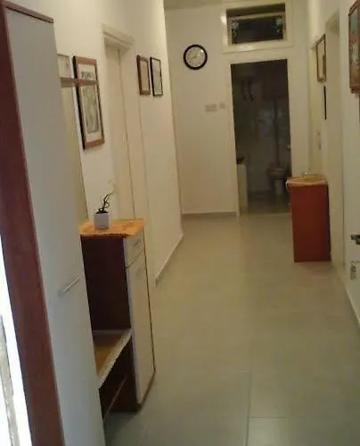 Daire Smiljana Mucic Makarska